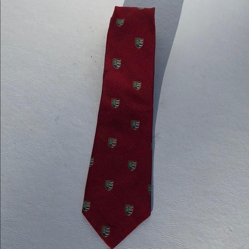 Polo by Ralph Lauren Crest Hand Made 💯% Silk Tie